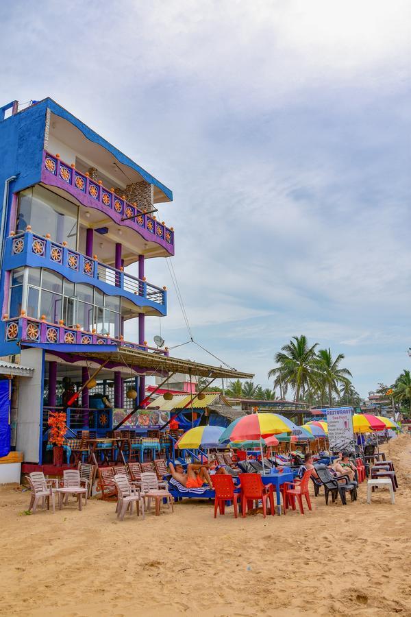 Hotel Dolphin Хикадува Екстериор снимка